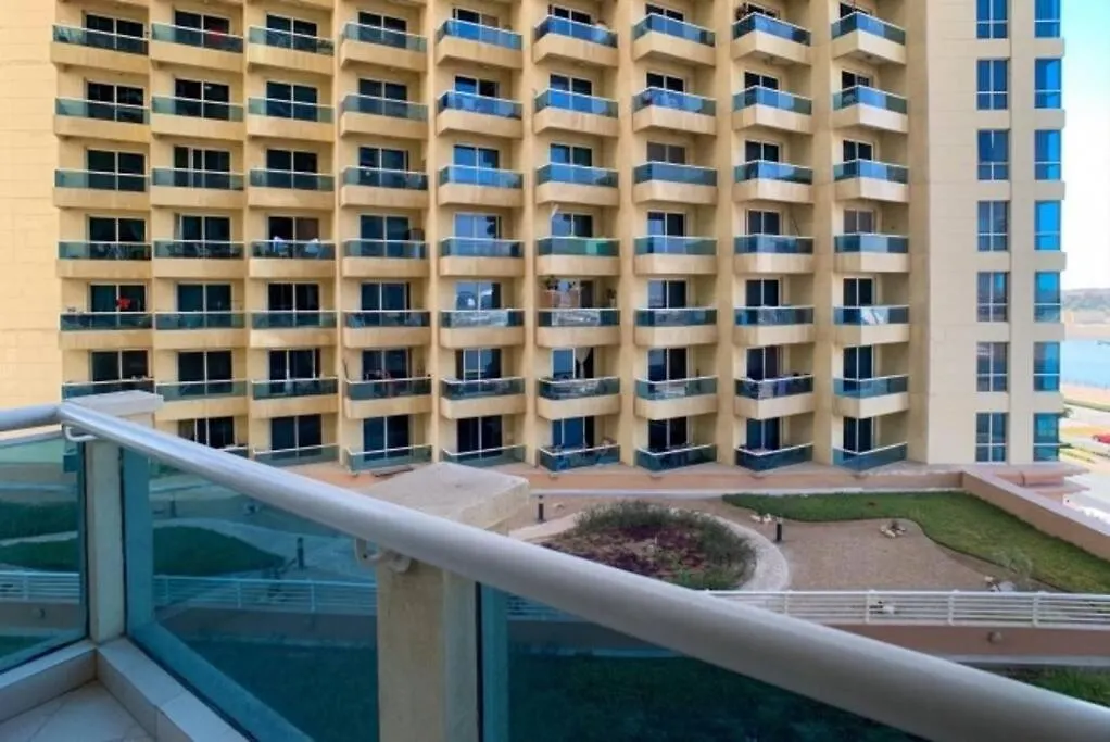 Cozy Furnished Studio Dubaj
